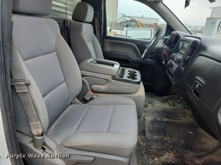 image for item DQ0417 2016 Chevrolet Silverado 1500  pickup truck