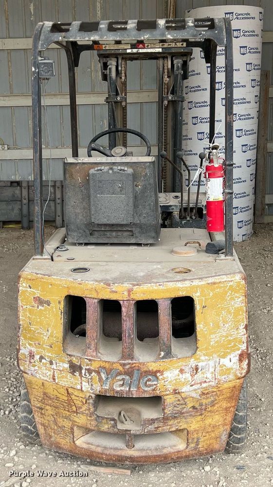 image for item DQ0418 Yale  forklift