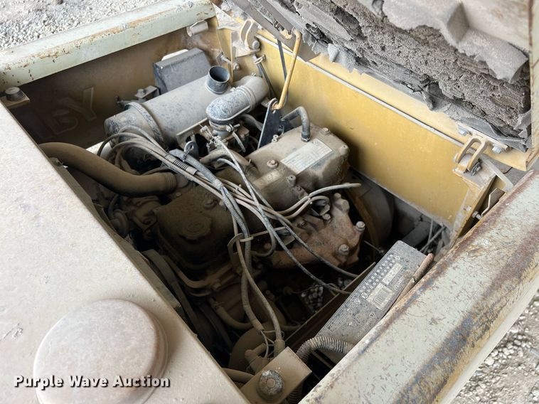 image for item DQ0418 Yale  forklift