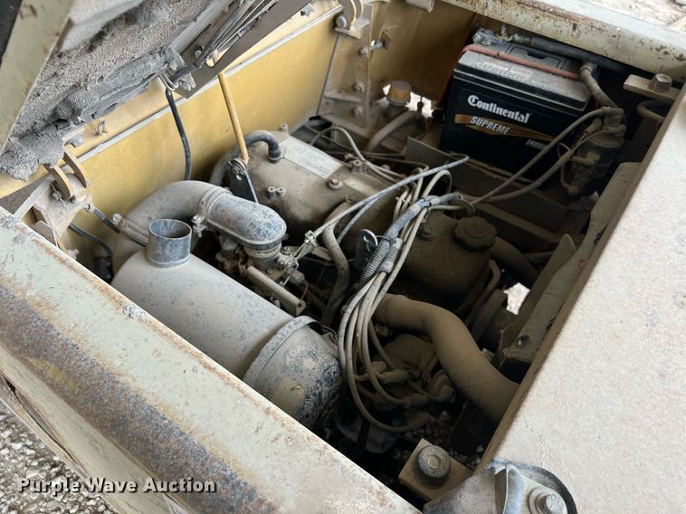 image for item DQ0418 Yale  forklift