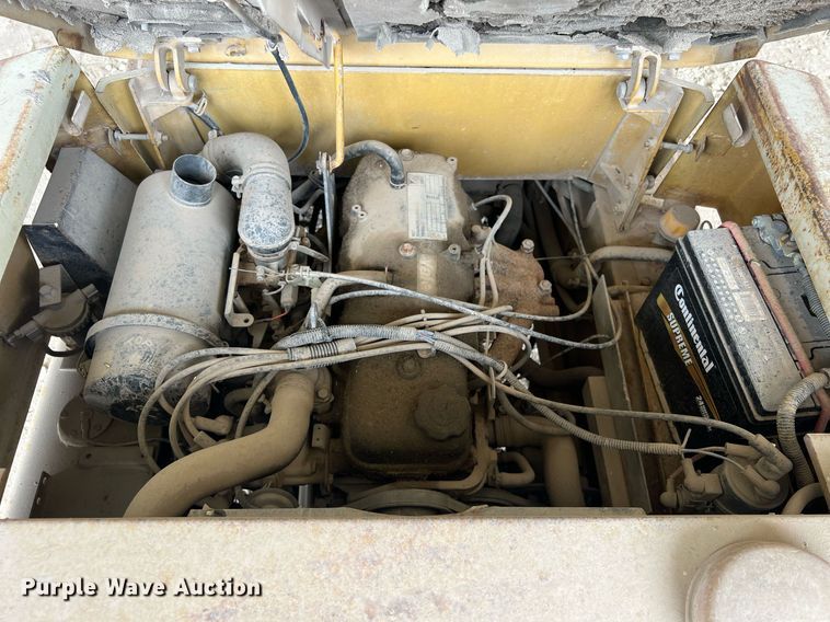 image for item DQ0418 Yale  forklift