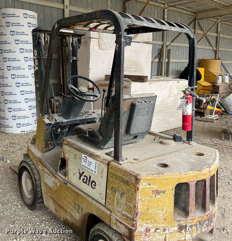 image for item DQ0418 Yale  forklift