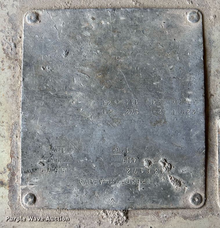 image for item DQ0418 Yale  forklift