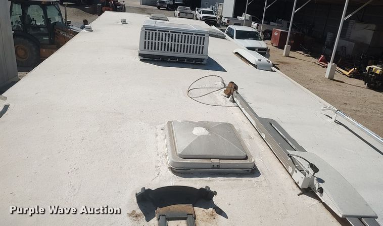 image for item DQ0476 1998 Sportsman 2604P  camper