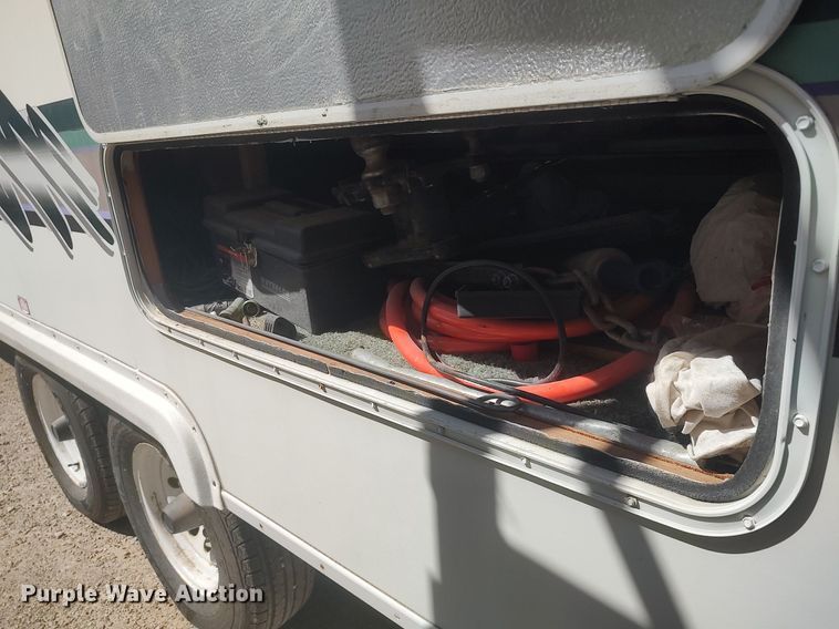 image for item DQ0476 1998 Sportsman 2604P  camper