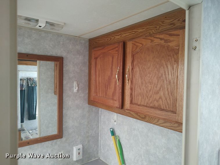 image for item DQ0476 1998 Sportsman 2604P  camper