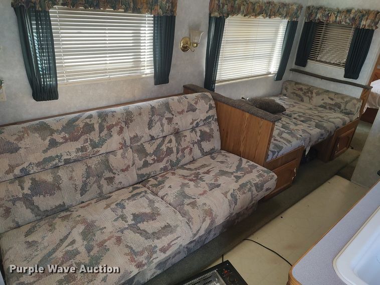 image for item DQ0476 1998 Sportsman 2604P  camper