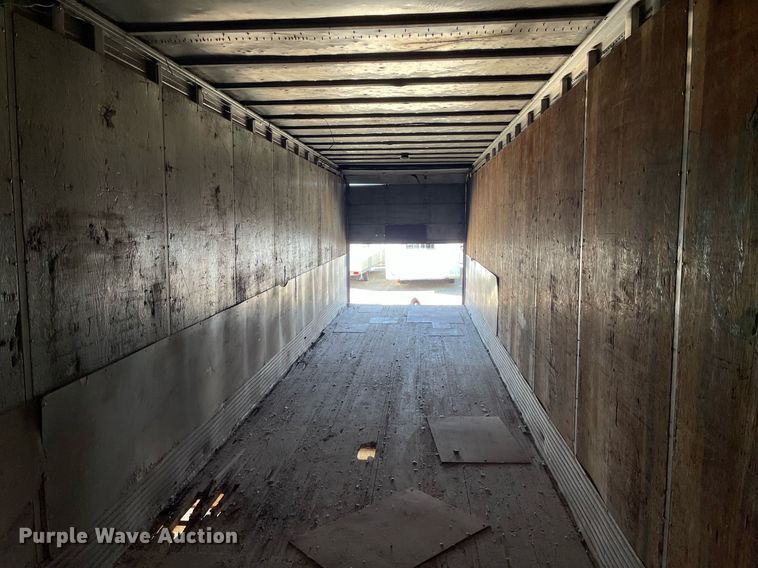 image for item DQ0477 1974 Fruehauf  dry van trailer