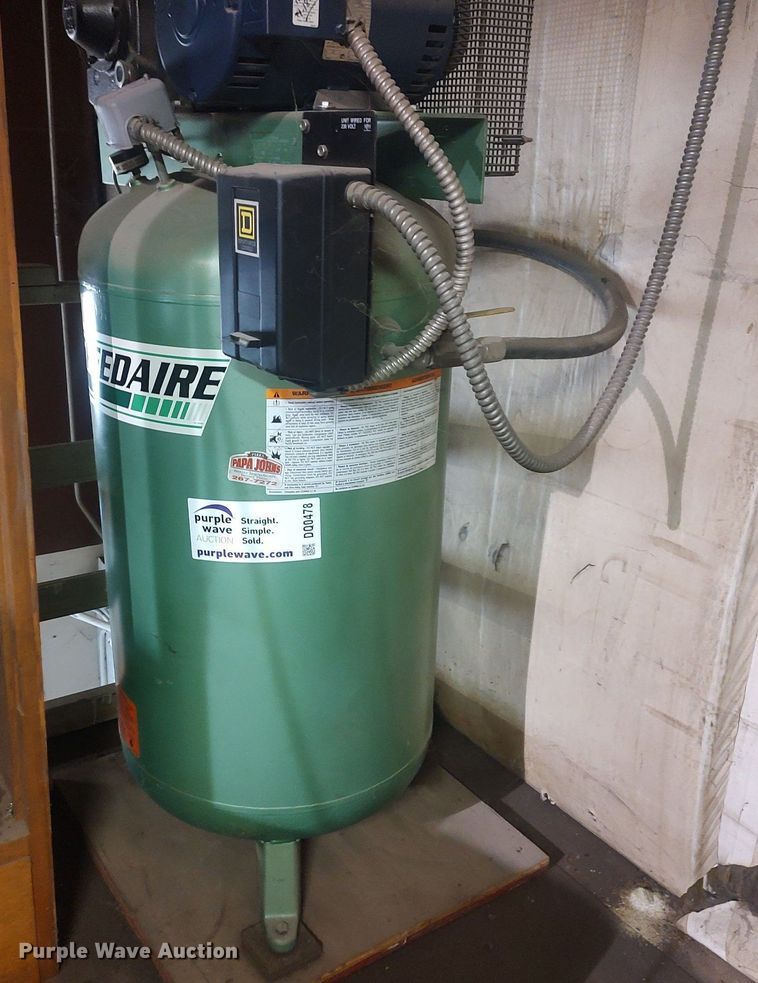 image for item DQ0478 Speedaire 5X639A  air compressor