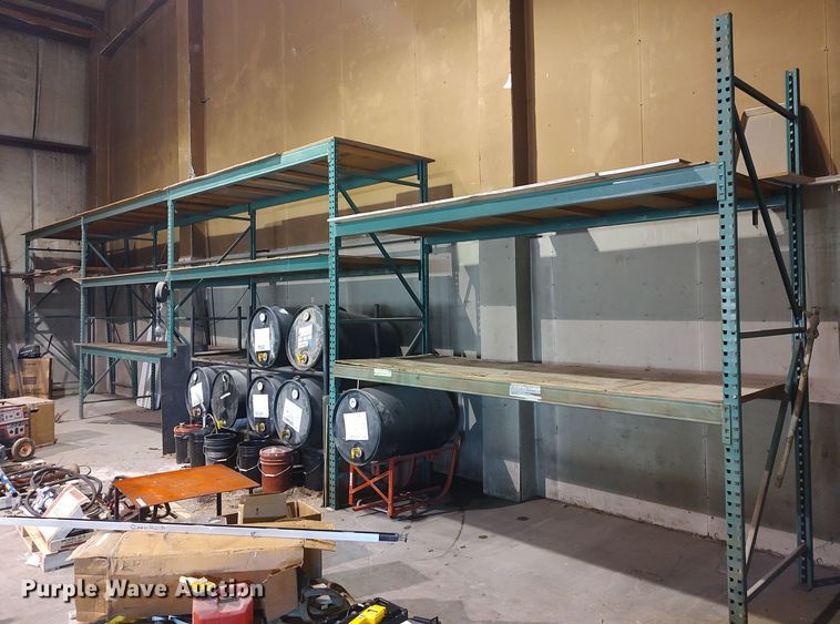 image for item DQ0479 (5) pallet racking sections