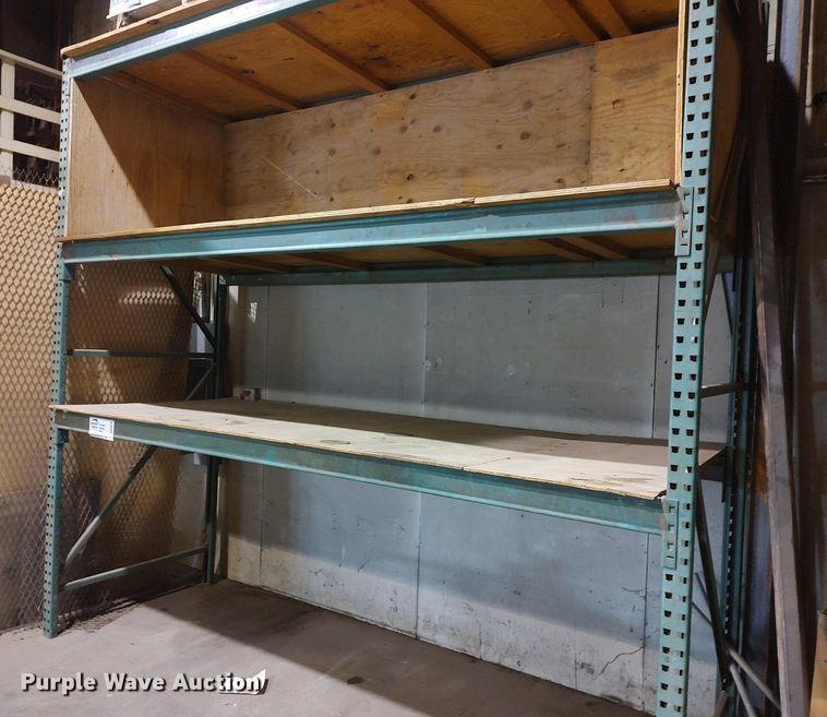 image for item DQ0479 (5) pallet racking sections