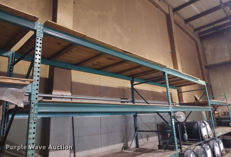 image for item DQ0479 (5) pallet racking sections