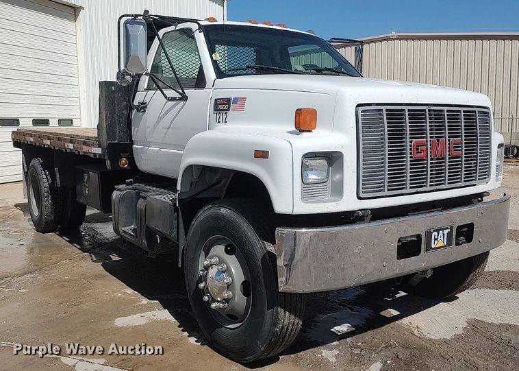 image for item DQ0481 2000 GMC C7500  dump flatbed truck