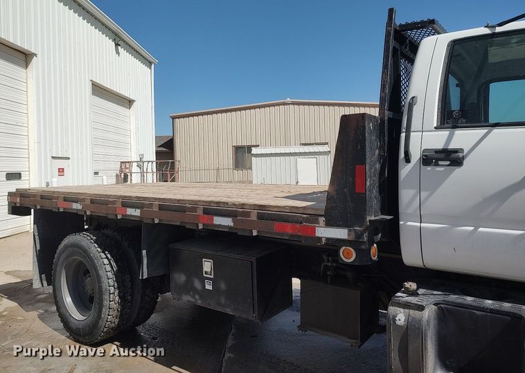 image for item DQ0481 2000 GMC C7500  dump flatbed truck