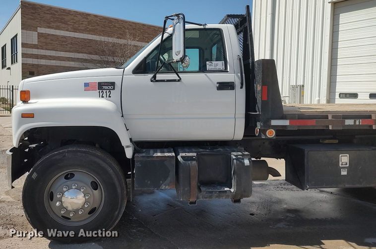 image for item DQ0481 2000 GMC C7500  dump flatbed truck