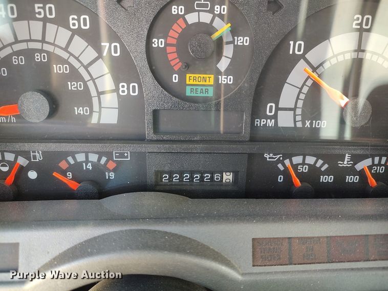 image for item DQ0481 2000 GMC C7500  dump flatbed truck