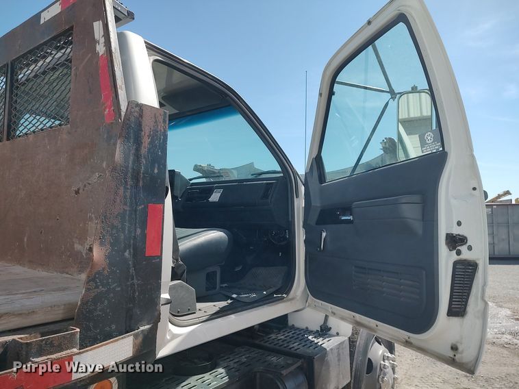 image for item DQ0481 2000 GMC C7500  dump flatbed truck