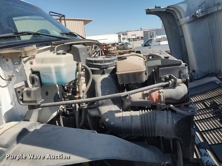 image for item DQ0481 2000 GMC C7500  dump flatbed truck