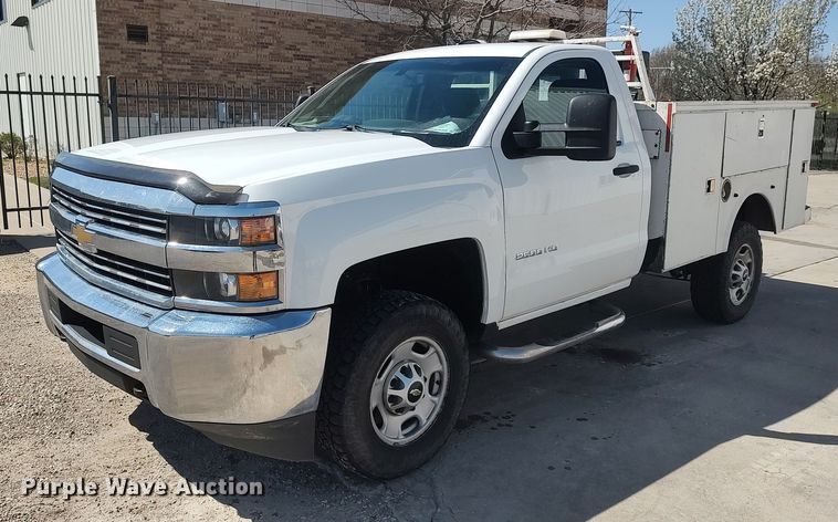 image for item DQ0482 2016 Chevrolet Silverado 2500HD  utility bed pickup truck