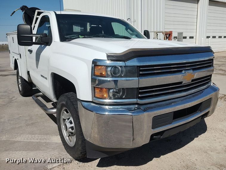 image for item DQ0482 2016 Chevrolet Silverado 2500HD  utility bed pickup truck