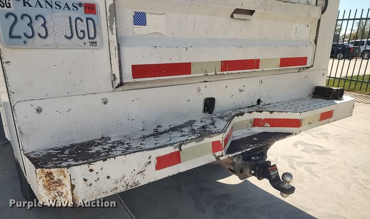 image for item DQ0482 2016 Chevrolet Silverado 2500HD  utility bed pickup truck