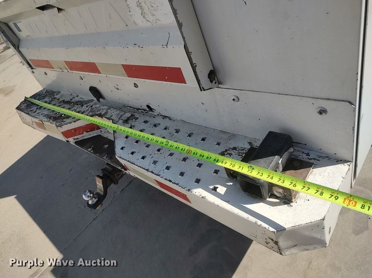 image for item DQ0482 2016 Chevrolet Silverado 2500HD  utility bed pickup truck