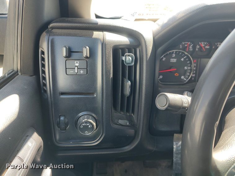 image for item DQ0482 2016 Chevrolet Silverado 2500HD  utility bed pickup truck