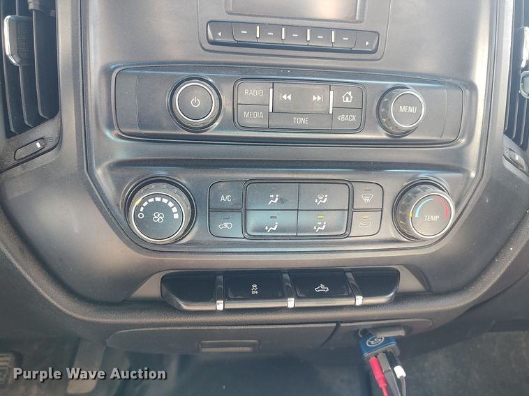 image for item DQ0482 2016 Chevrolet Silverado 2500HD  utility bed pickup truck