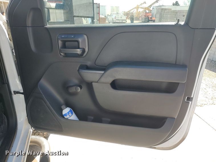 image for item DQ0482 2016 Chevrolet Silverado 2500HD  utility bed pickup truck