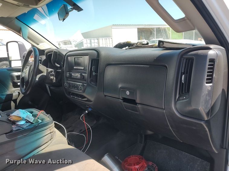 image for item DQ0482 2016 Chevrolet Silverado 2500HD  utility bed pickup truck