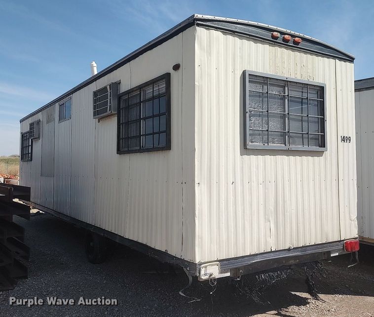 image for item DQ0484 1999 WillScot  jobsite trailer
