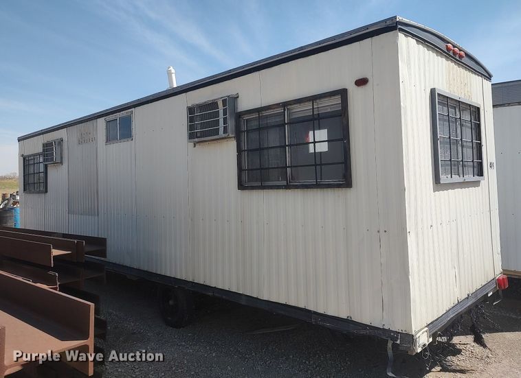 image for item DQ0484 1999 WillScot  jobsite trailer