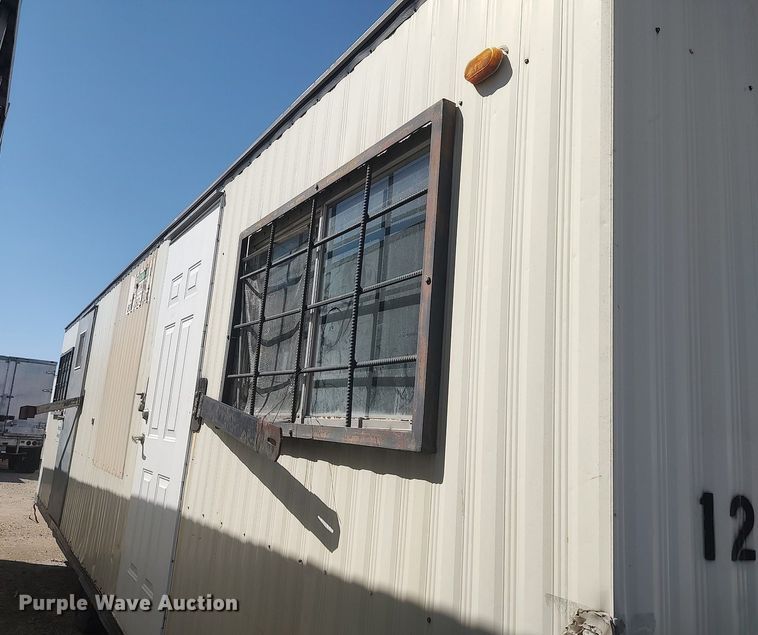 image for item DQ0484 1999 WillScot  jobsite trailer