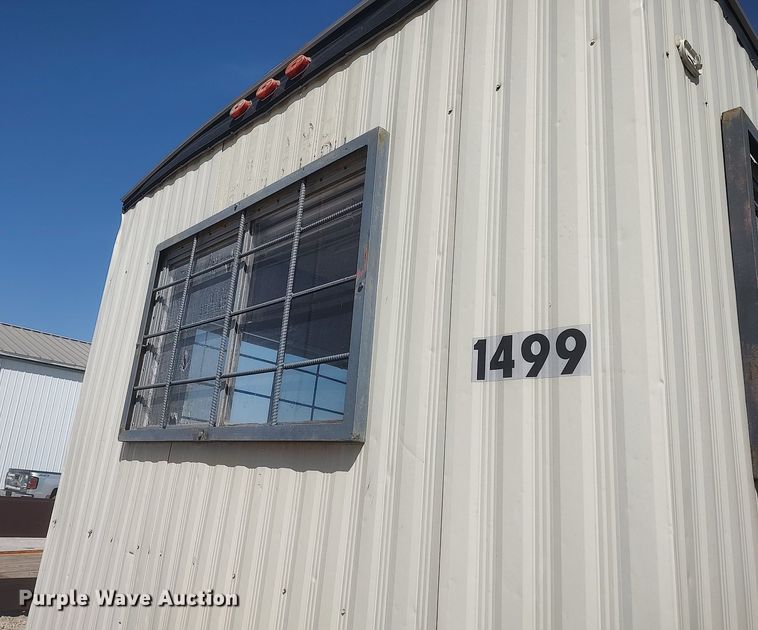 image for item DQ0484 1999 WillScot  jobsite trailer