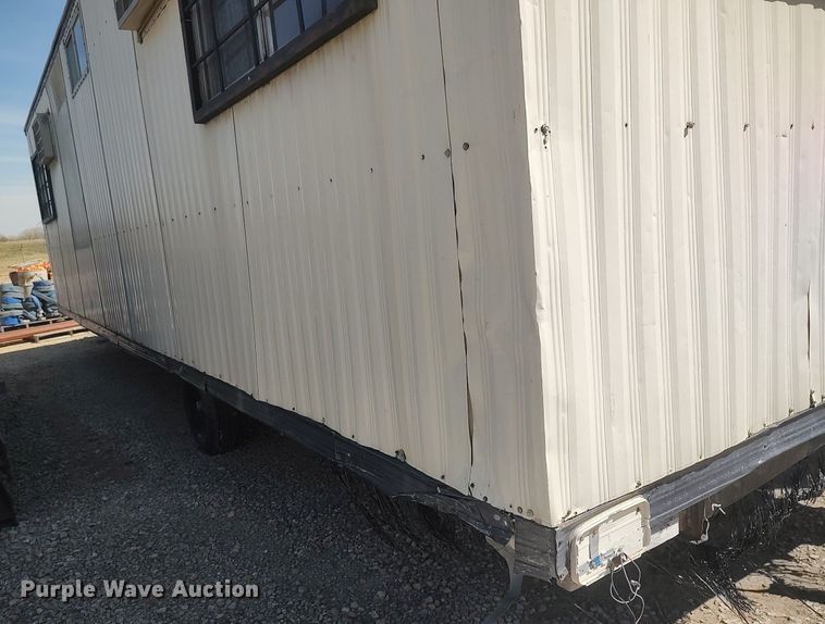 image for item DQ0484 1999 WillScot  jobsite trailer