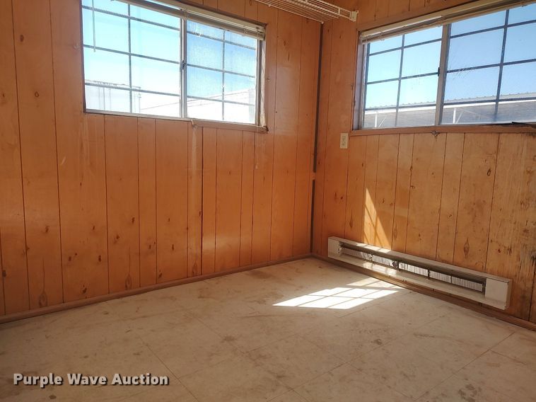 image for item DQ0484 1999 WillScot  jobsite trailer