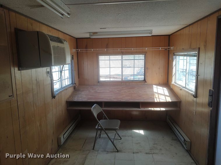 image for item DQ0484 1999 WillScot  jobsite trailer