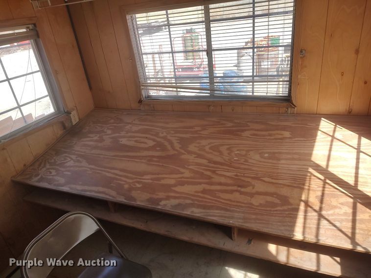 image for item DQ0484 1999 WillScot  jobsite trailer