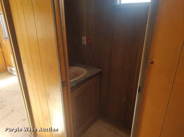 image for item DQ0484 1999 WillScot  jobsite trailer