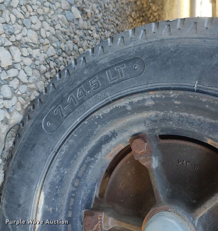 image for item DQ0484 1999 WillScot  jobsite trailer