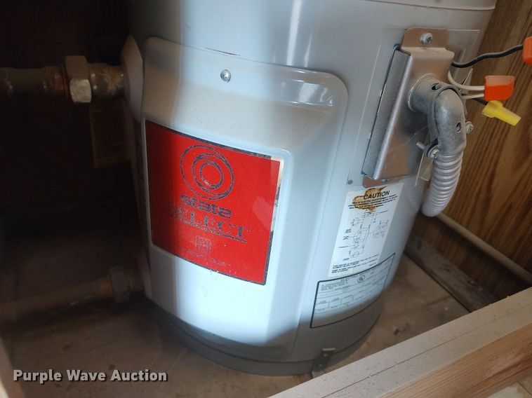 image for item DQ0484 1999 WillScot  jobsite trailer