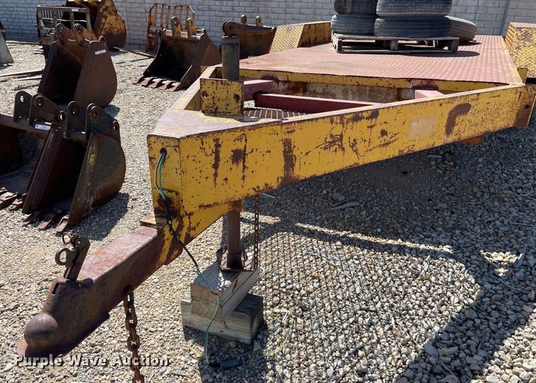 image for item DQ0485 1972 Morgen  equipment trailer