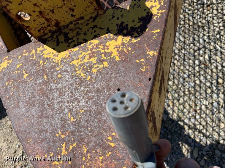 image for item DQ0485 1972 Morgen  equipment trailer