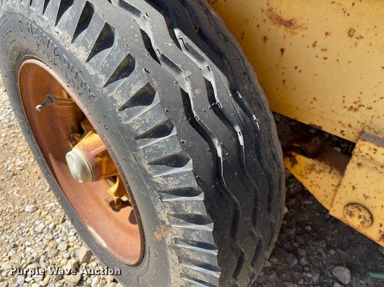 image for item DQ0485 1972 Morgen  equipment trailer