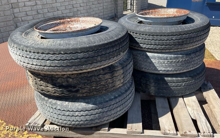 image for item DQ0485 1972 Morgen  equipment trailer