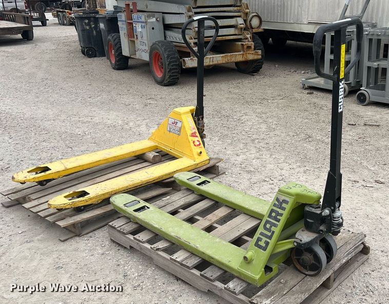 image for item EA9450 (2) pallet jacks