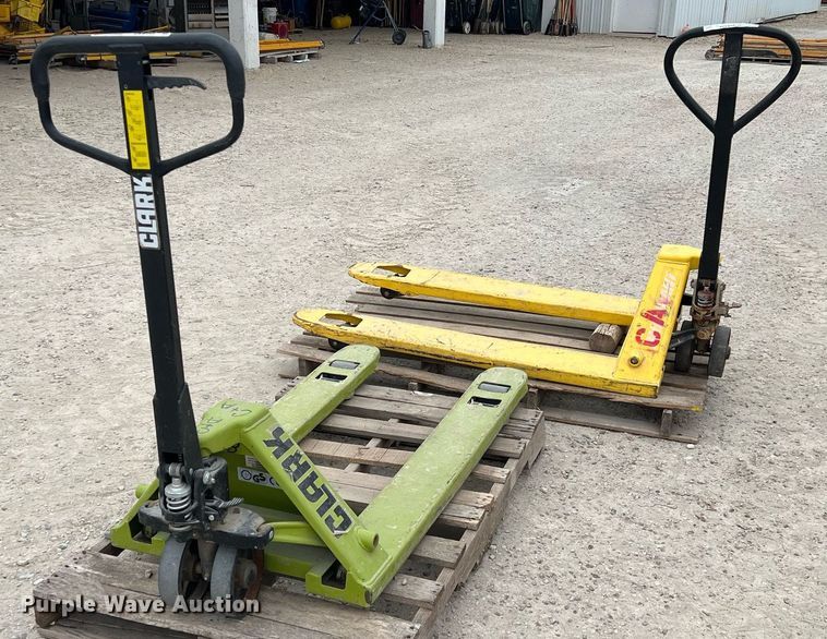 image for item EA9450 (2) pallet jacks