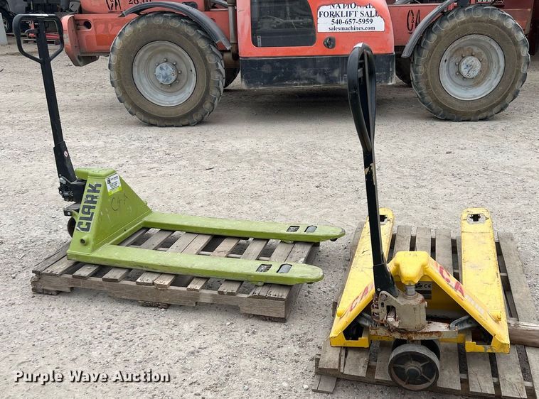 image for item EA9450 (2) pallet jacks