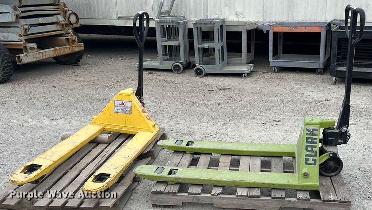 image for item EA9450 (2) pallet jacks