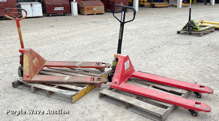 image for item EA9452 (2) pallet jacks
